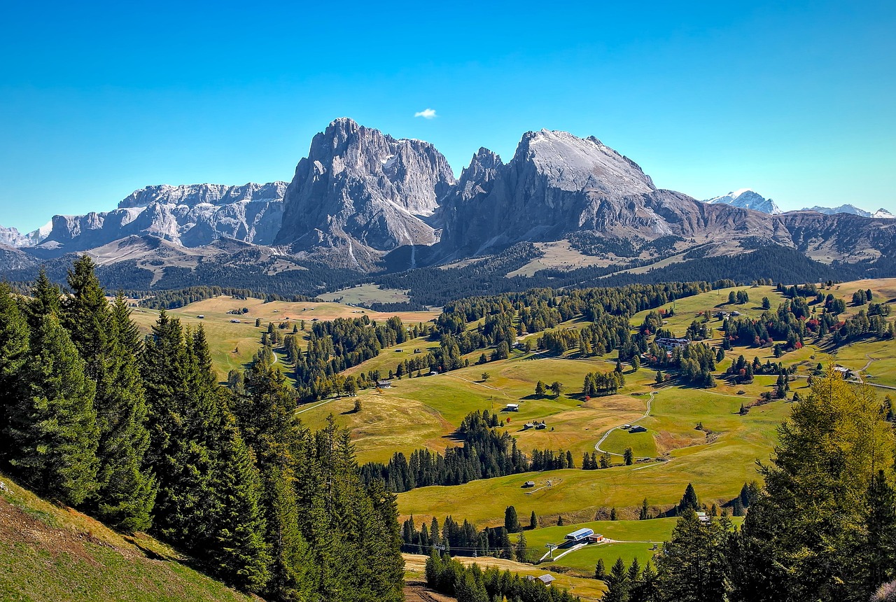 voyage dans les Alpes en été : découvrir les meilleures activités et paysages