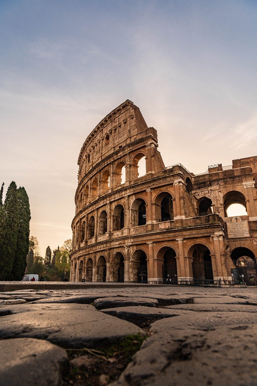 destinations hors sentiers battus : découvrez des lieux insolites à explorer en 2025