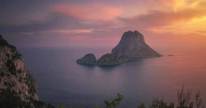 Majorque, Minorque ou Ibiza : quelle île choisir en avril ?